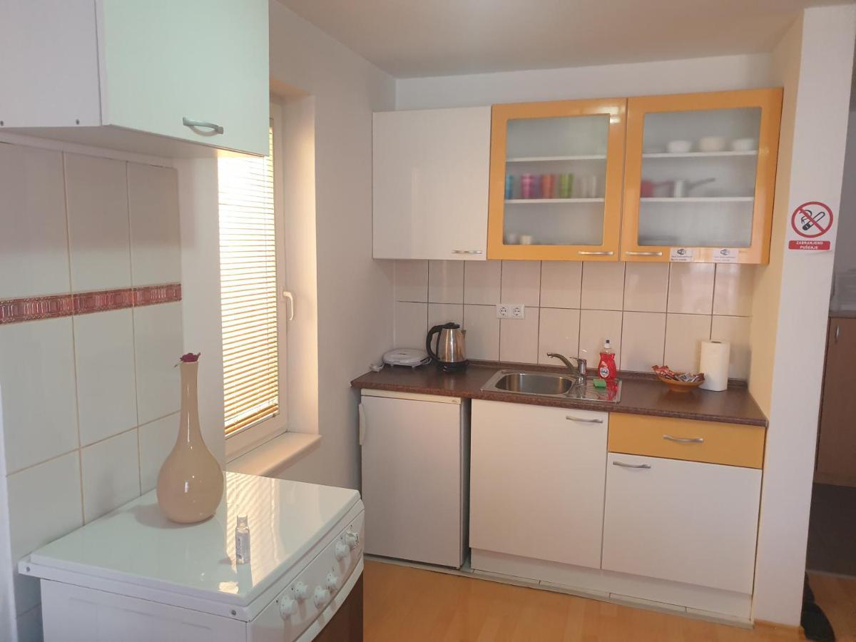 Apartments Kira SJJ Extérieur photo
